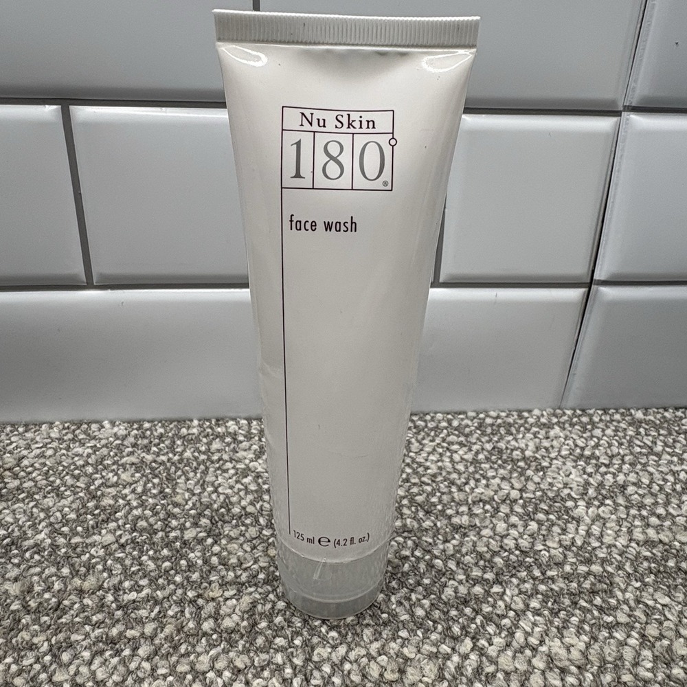 Nu Skin Nuskin 180 Face Wash Vitamin C Moisturizing Cleanser 4.2 oz New